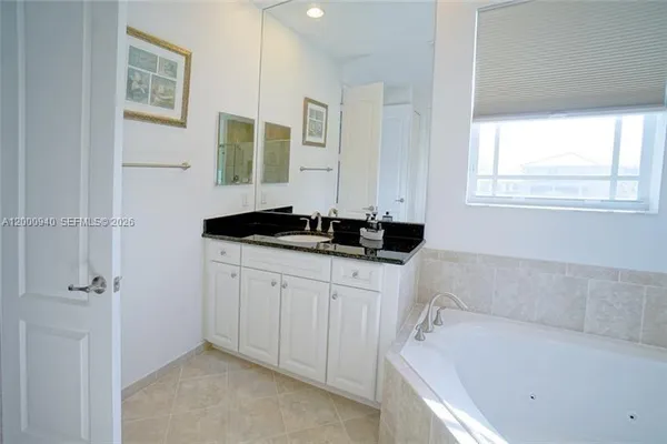 $6,900 | 8630 Lakeside Bend, Parkland, FL 33076