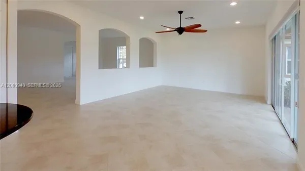 $6,900 | 8630 Lakeside Bend, Parkland, FL 33076