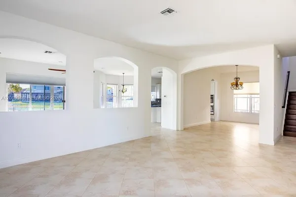 $6,900 | 8630 Lakeside Bend, Parkland, FL 33076