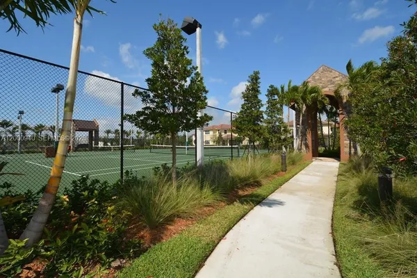 $6,900 | 8630 Lakeside Bend, Parkland, FL 33076