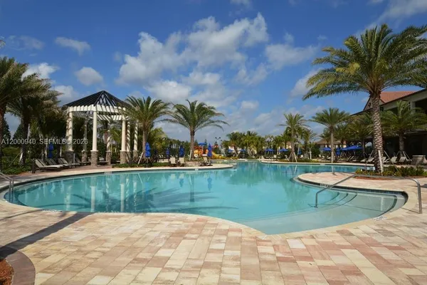 $6,900 | 8630 Lakeside Bend, Parkland, FL 33076