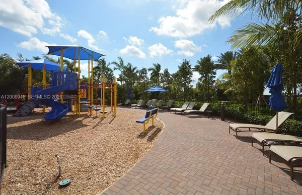 $6,900 | 8630 Lakeside Bend, Parkland, FL 33076