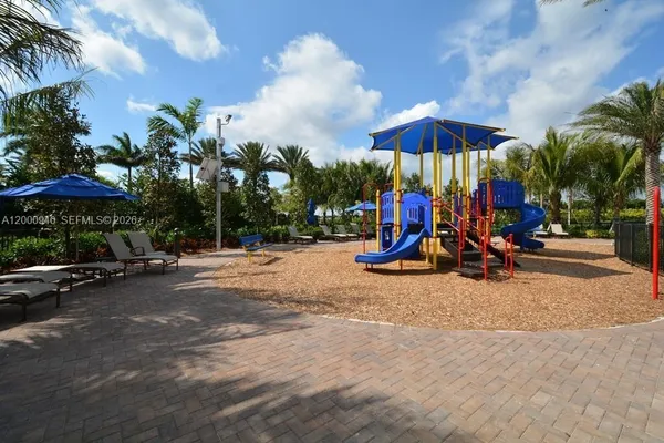 $6,900 | 8630 Lakeside Bend, Parkland, FL 33076