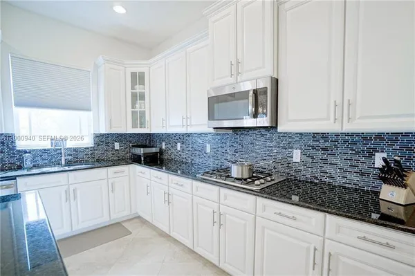$6,900 | 8630 Lakeside Bend, Parkland, FL 33076