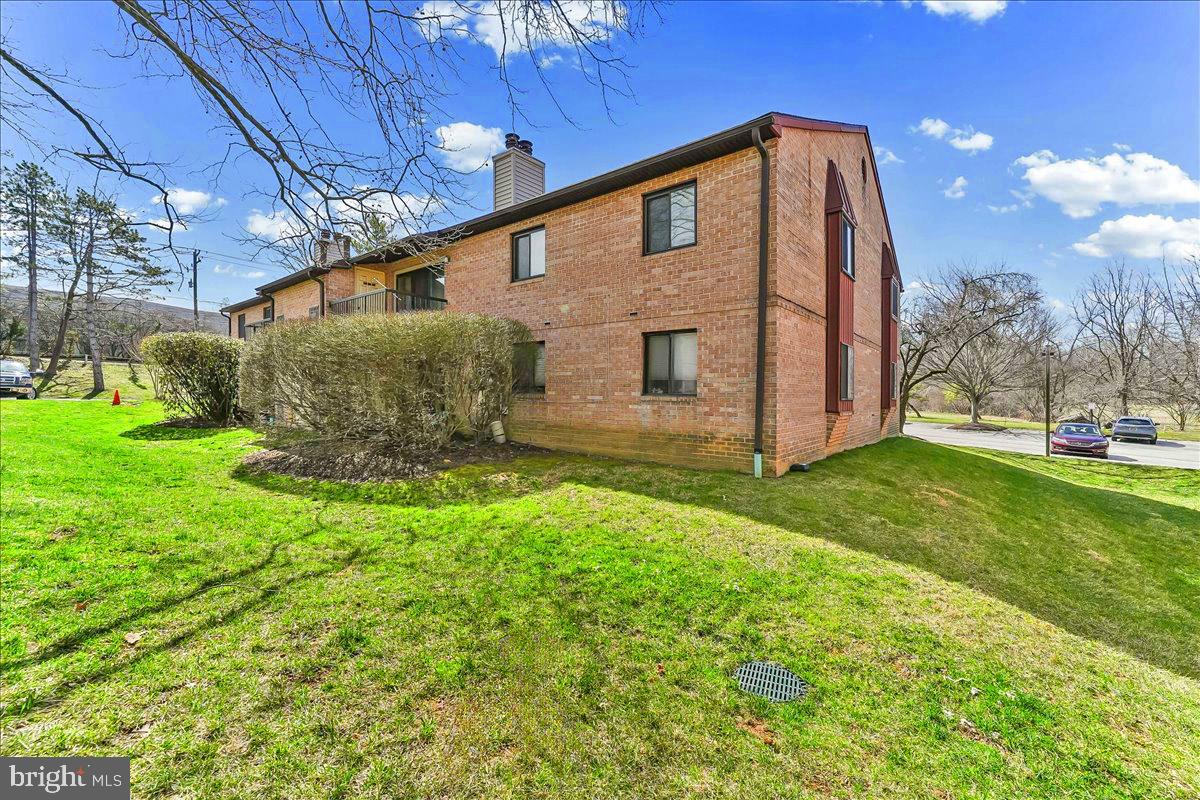76 Le Forge Court, Unit 76 Chesterbrook, PA 19087 - Photo 26 of 34 Rear of building