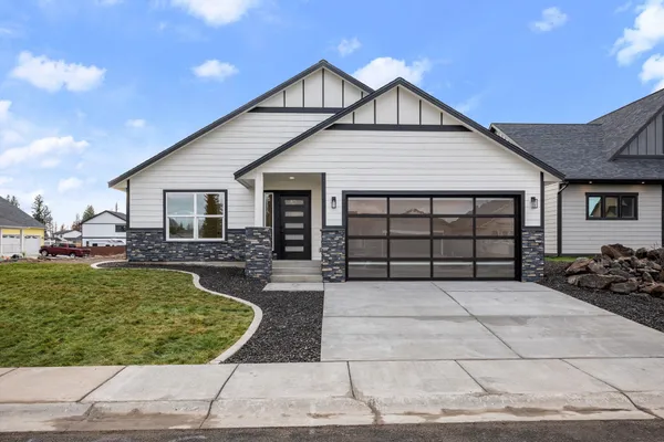 $424,995 | 522 South Stanley Street, Medical Lake, WA 99022