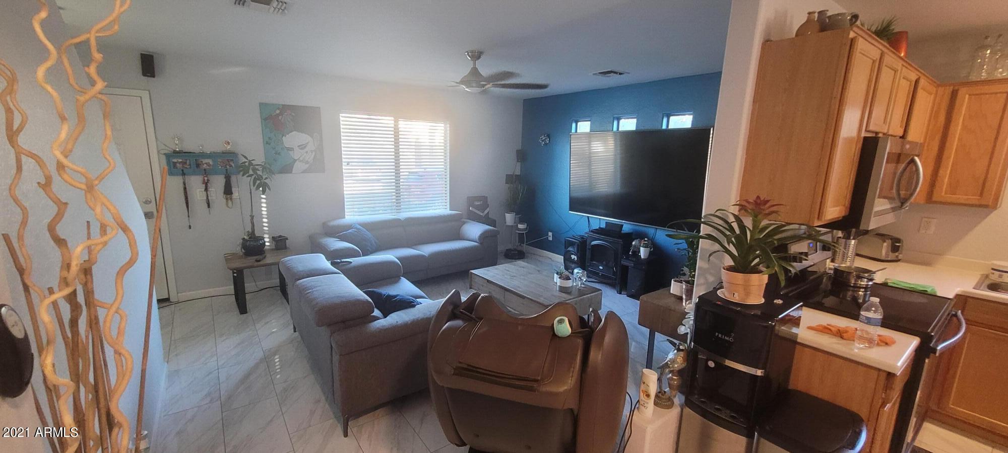 3715 West Carson Road Phoenix, AZ 85041 - Photo 3 of 18 20211031_155629