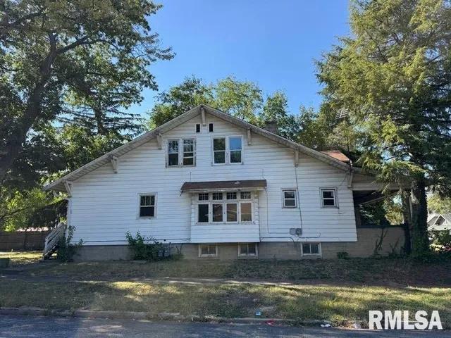 $64,000 | 220 East Frye Avenue, Peoria, IL 61603