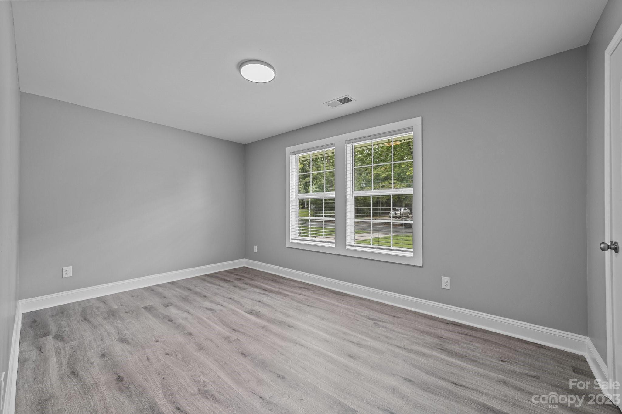 4644 Connecting Road Charlotte, NC 28209 - Photo 16 of 21