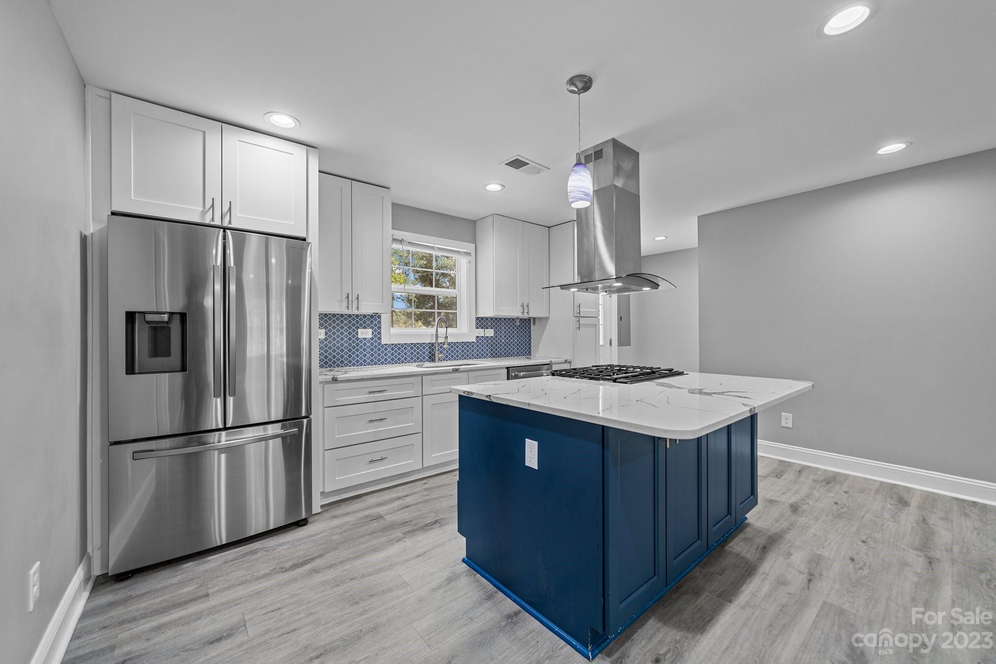 4644 Connecting Road Charlotte, NC 28209 - Photo 6 of 21