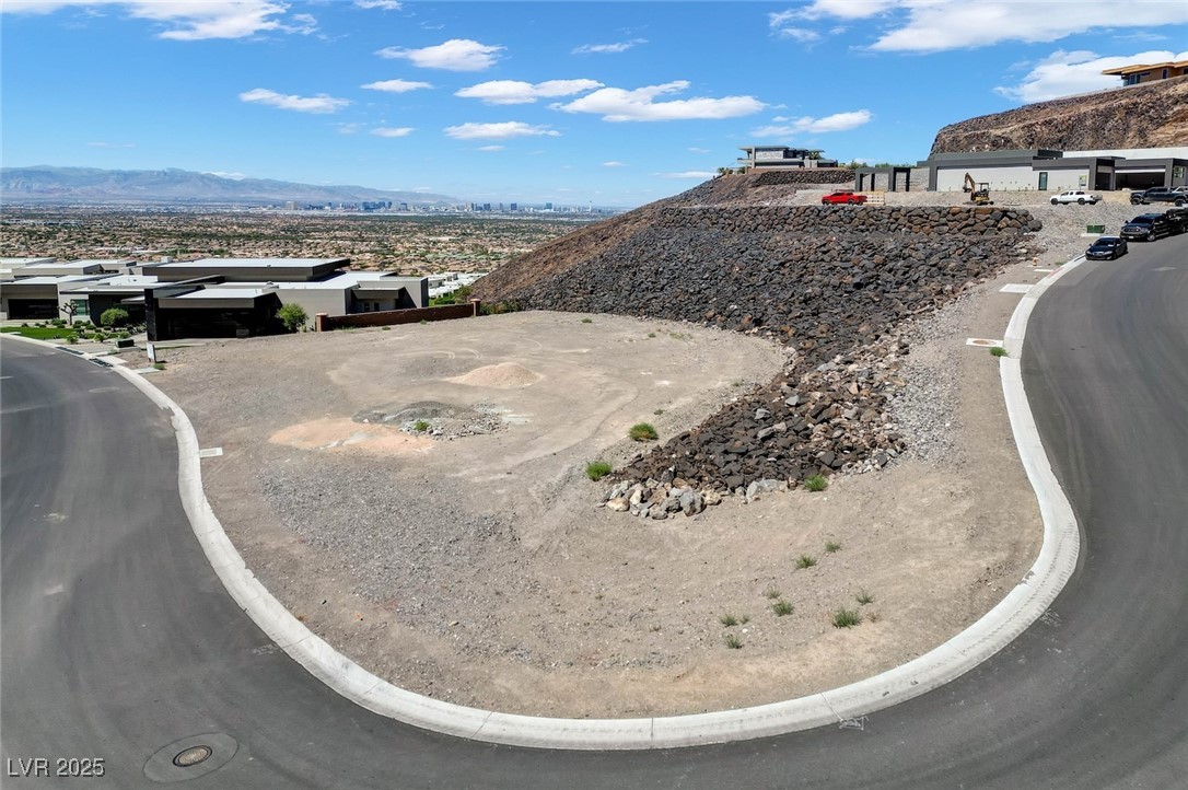 571 Cityview Ridge Drive Henderson, NV 89012 - Photo 17 of 23