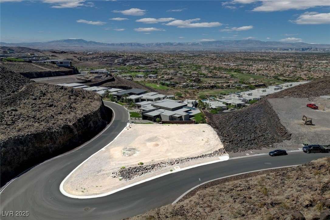 571 Cityview Ridge Drive Henderson, NV 89012 - Photo 3 of 23