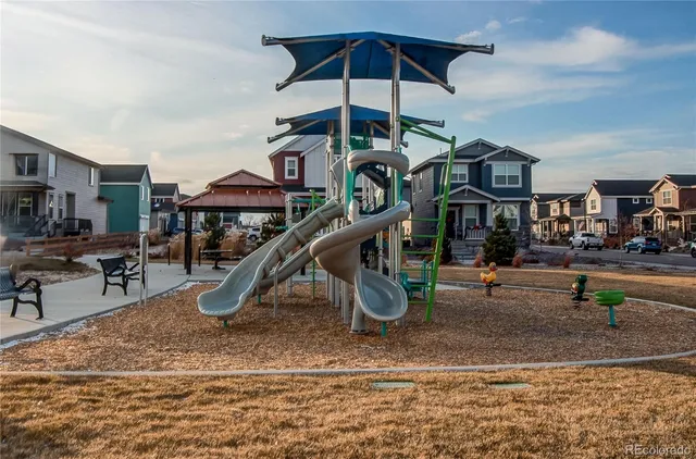 a house view with a entertaining space