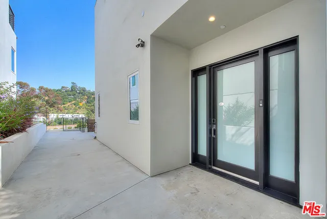 $6,500 | 2608 Corralitas Drive, Los Angeles, CA 90039