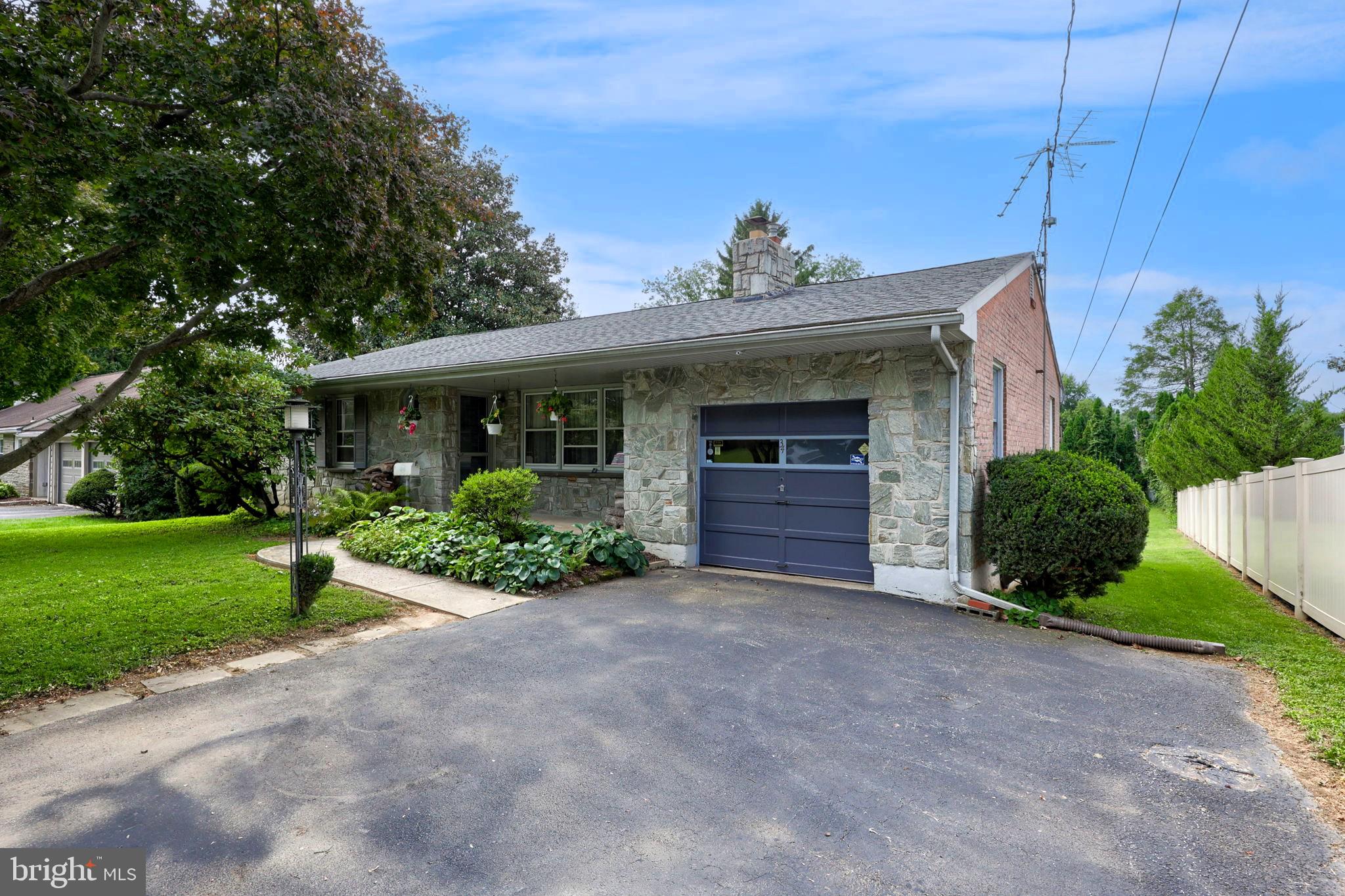34 Wabank Road Millersville, PA 17551 - Photo 1 of 43 Gallery Image 1