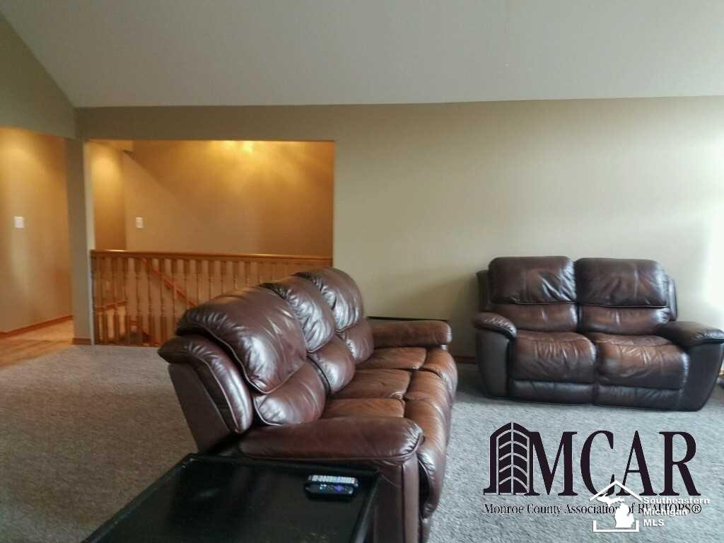 3200 Reinhardt Road Monroe, MI 48162 - Photo 25 of 39 21483440-24.JPG