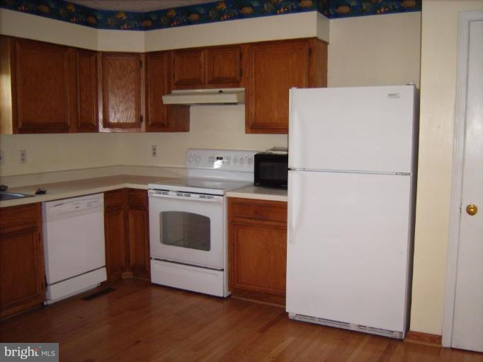 11181 Rogues Road Midland, VA 22728 - Photo 7 of 14 Kitchen