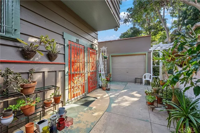$1,199,995 | 36 Hermosa Avenue, Long Beach, CA 90802