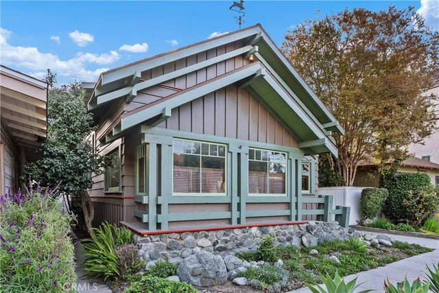 $1,199,995 | 36 Hermosa Avenue, Long Beach, CA 90802