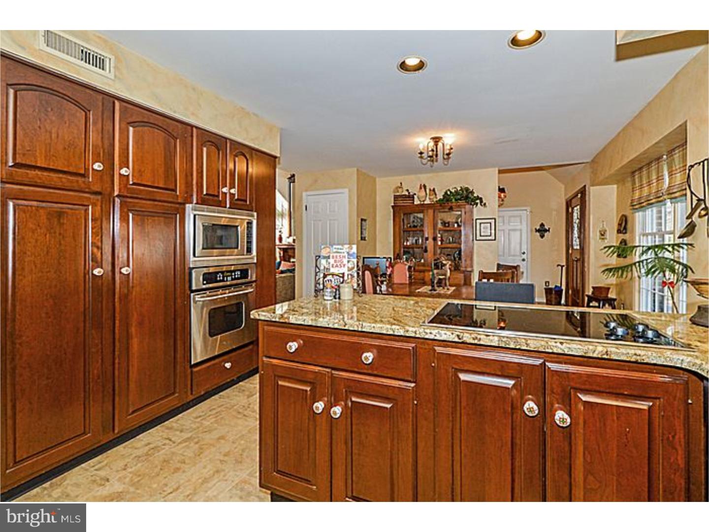 1215 Evergreen Road Yardley, PA 19067 - Photo 6 of 19 Kitchen