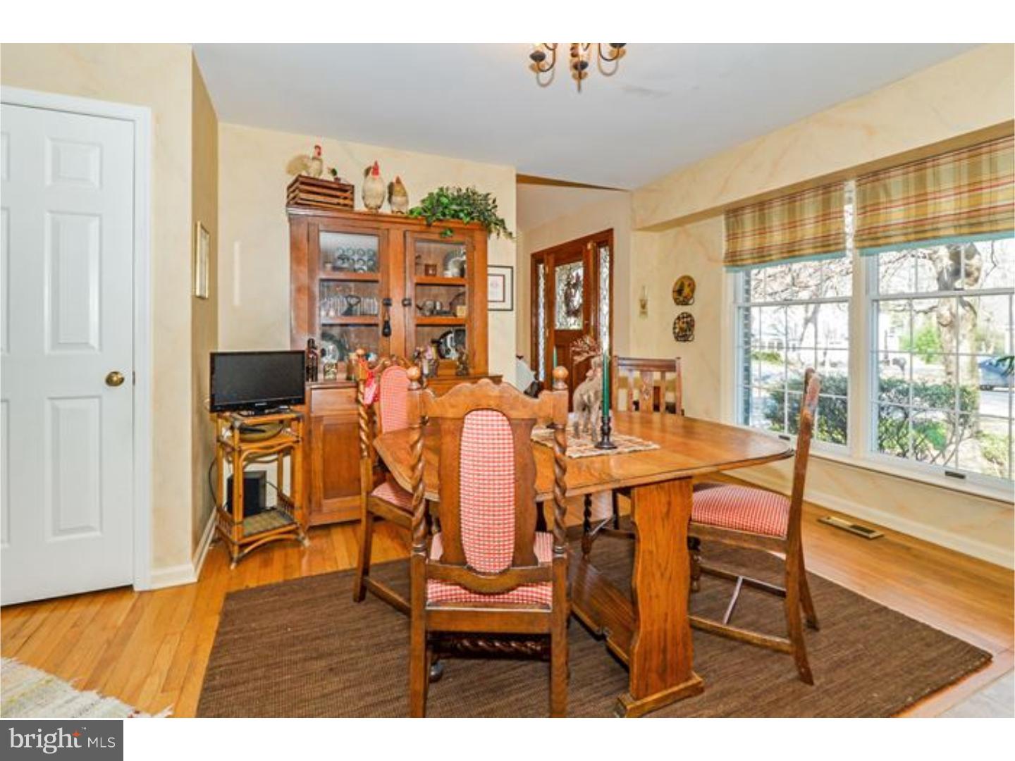 1215 Evergreen Road Yardley, PA 19067 - Photo 8 of 19 Breakfast Room
