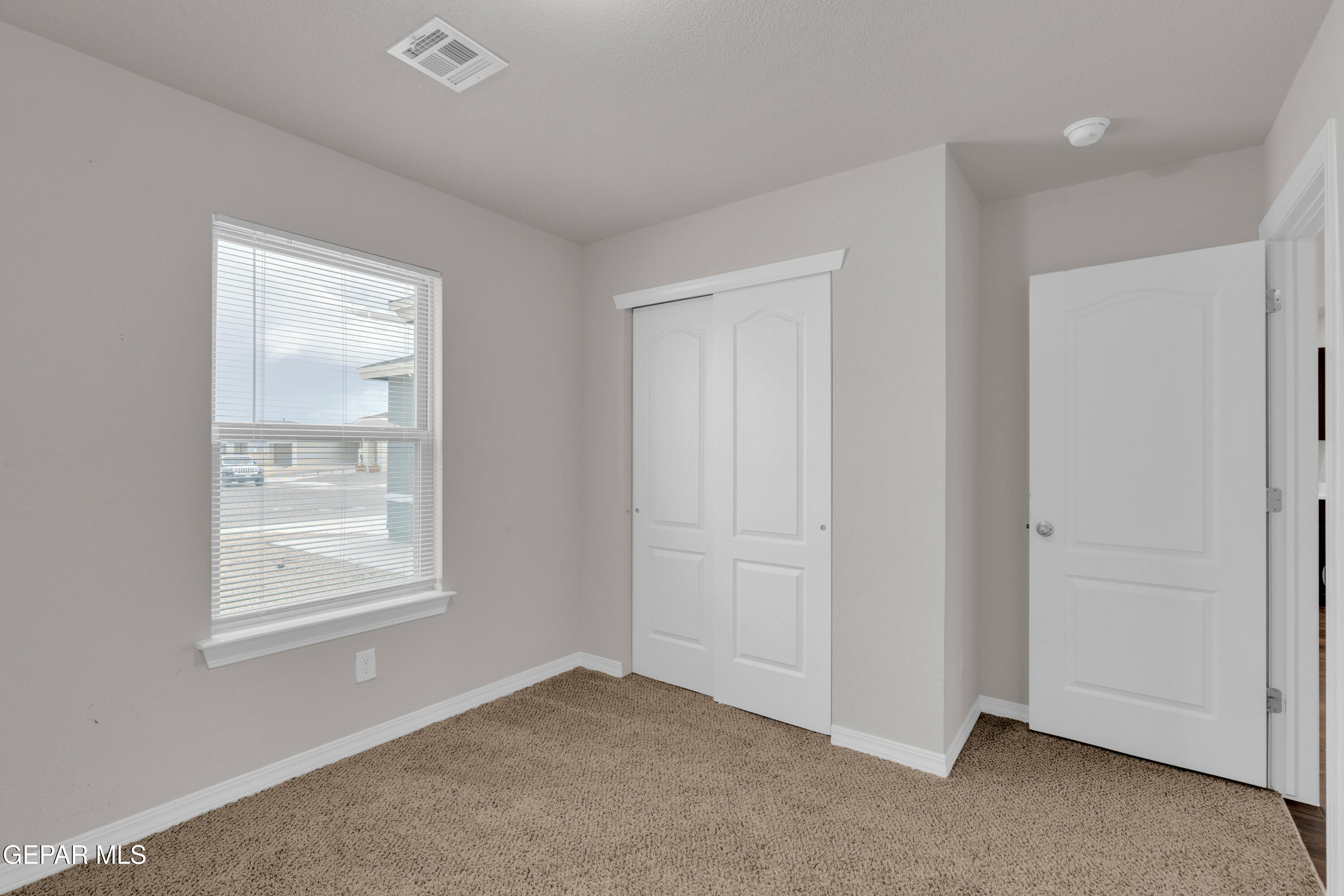 1069 Whitebrush Road Horizon City, TX 79928 - Photo 15 of 18 3 (8)