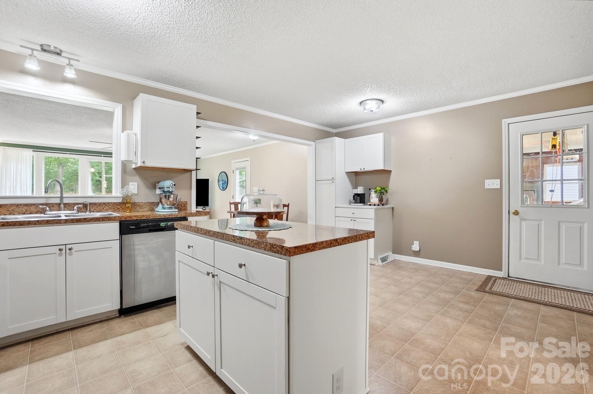 5542 Randolph Road Kannapolis, NC 28081 - Photo 13 of 48