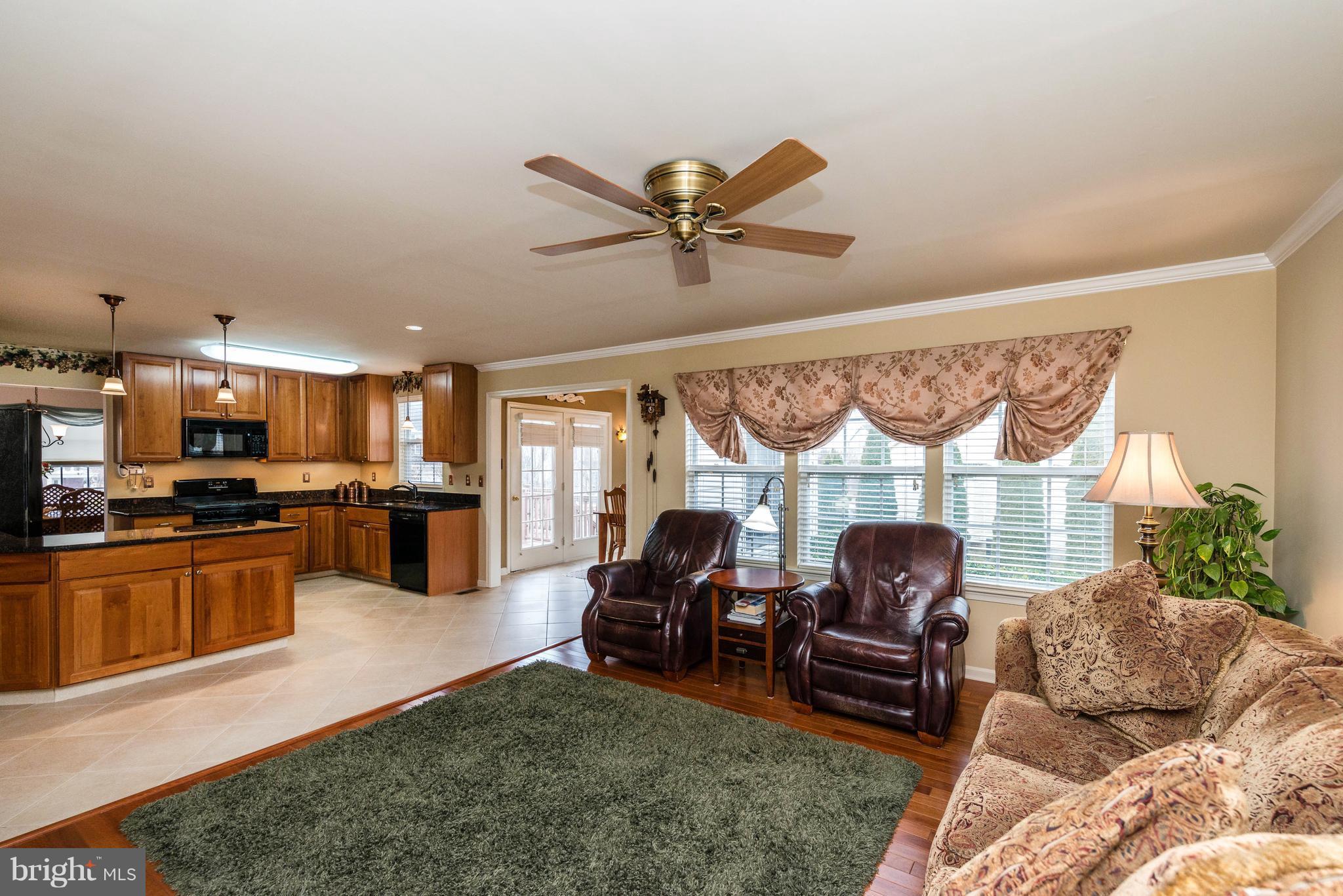 2805 Bachman Road Manchester, MD 21102 - Photo 15 of 30 Great open concept living.