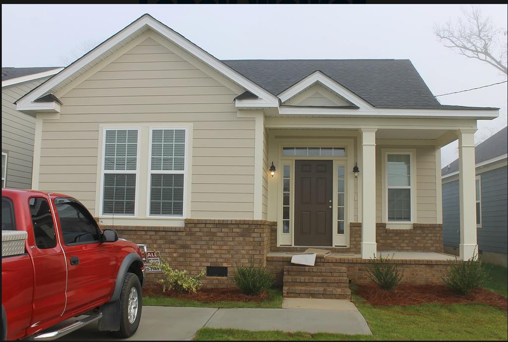 1215 Perry Avenue Augusta, GA 30901 - Photo 1 of 20 Main View