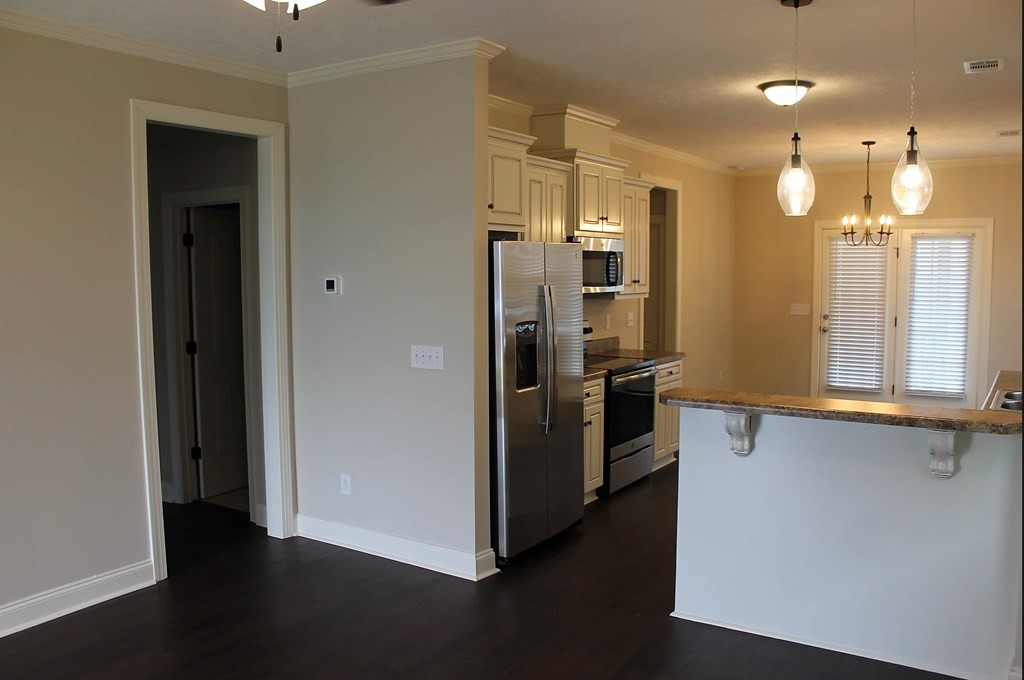 1215 Perry Avenue Augusta, GA 30901 - Photo 4 of 20 Gallery Image 4