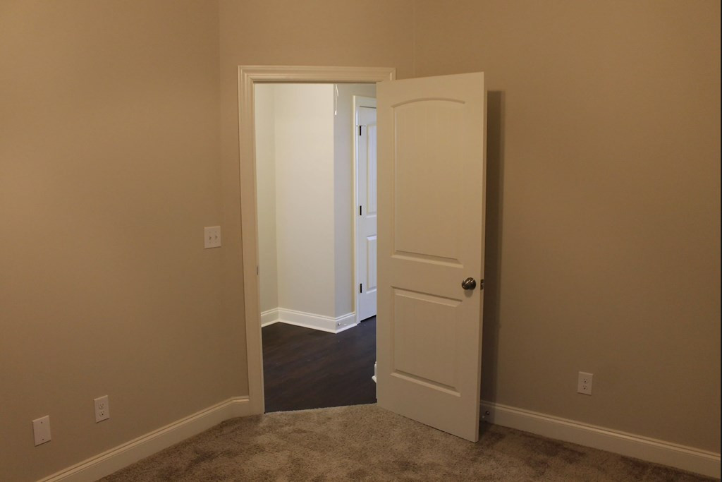 1215 Perry Avenue Augusta, GA 30901 - Photo 10 of 20 Gallery Image 10