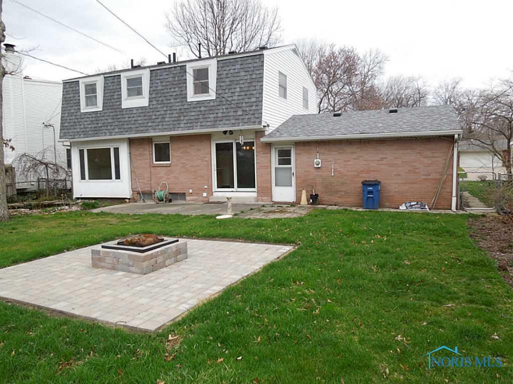 2717 Elmridge Road Toledo, OH 43613 - Photo 16 of 20 Exterior Back.