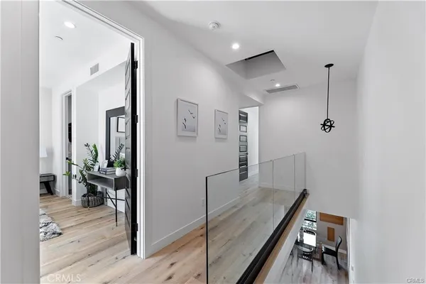 $5,995 | 11858 West Flower Ln Valley Village, Valley Village, CA 91607