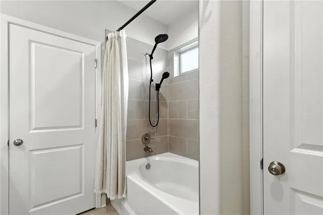 $2,200 | 2862 Messenger Way, Bryan, TX 77803