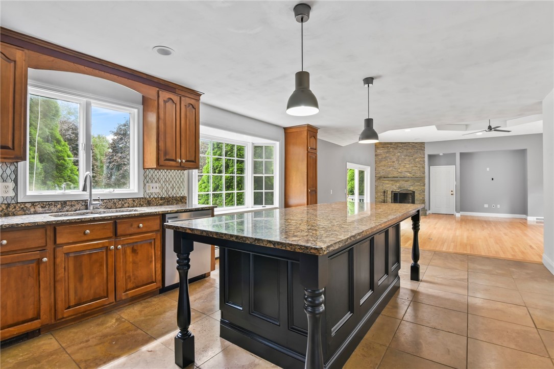 2360 Middle Road East Greenwich, RI 02818 - Photo 21 of 43