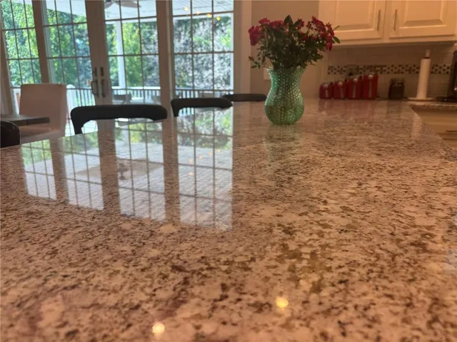 $825,000 | 28 Court Lane, St. Joseph, MO 64506