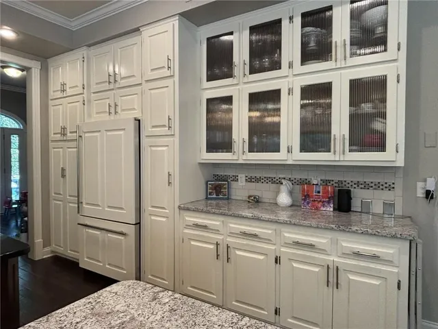 $825,000 | 28 Court Lane, St. Joseph, MO 64506