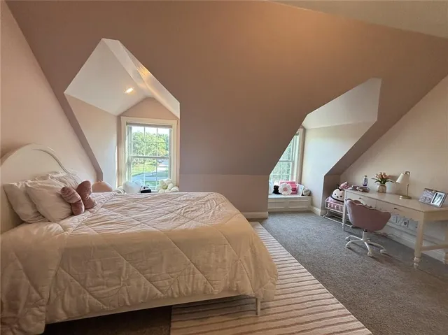 $825,000 | 28 Court Lane, St. Joseph, MO 64506