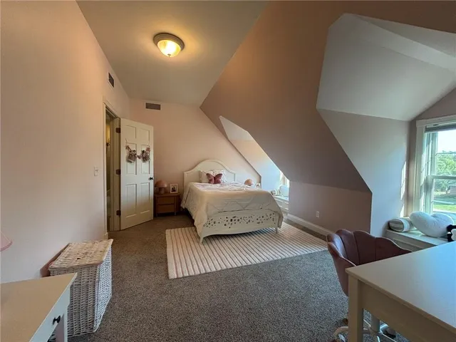 $825,000 | 28 Court Lane, St. Joseph, MO 64506