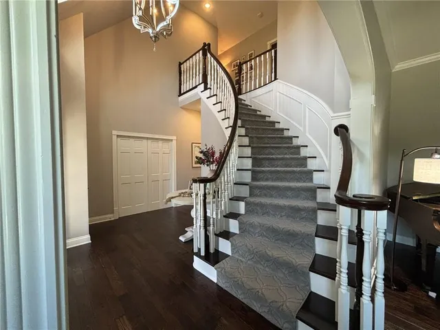 $825,000 | 28 Court Lane, St. Joseph, MO 64506