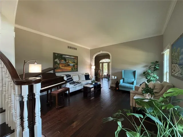 $825,000 | 28 Court Lane, St. Joseph, MO 64506