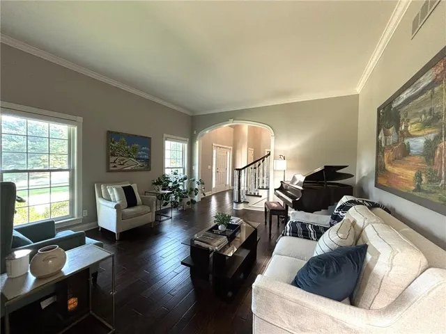 $825,000 | 28 Court Lane, St. Joseph, MO 64506