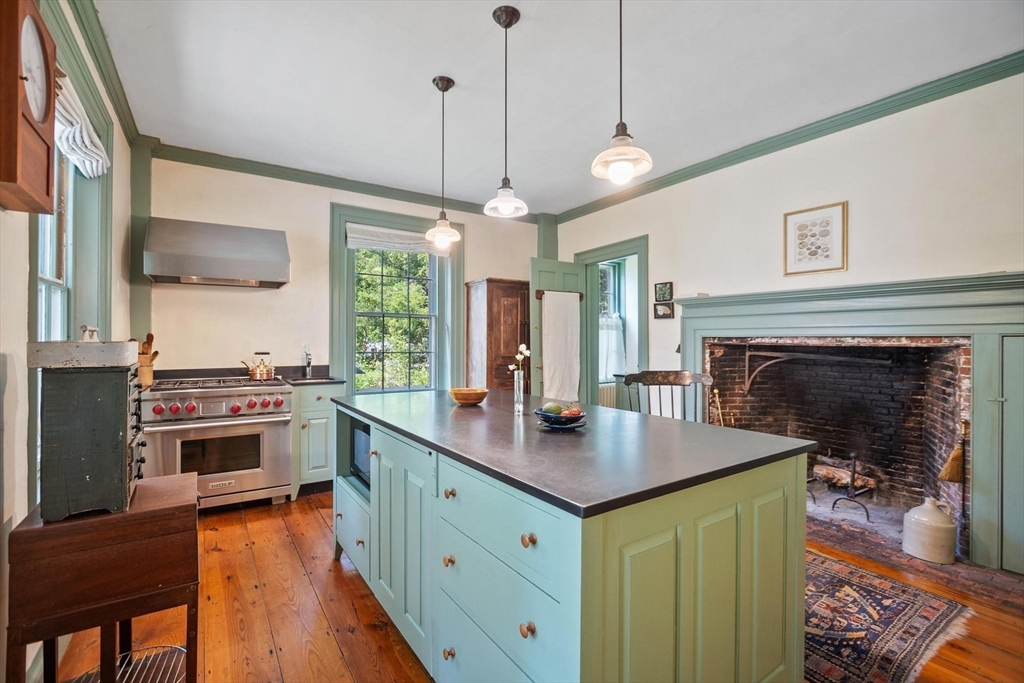 194 Center Road Shirley, MA 01464 - Photo 23 of 42
