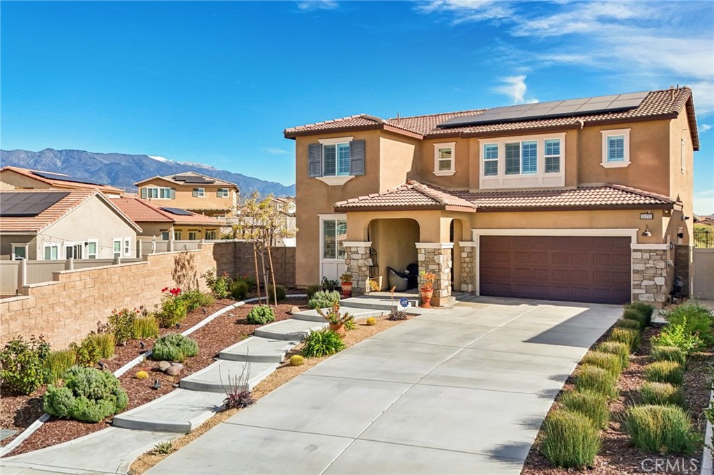 35293 Funk Way Beaumont, CA 92223 - Photo 2 of 70 a group of cars parked in front of a building