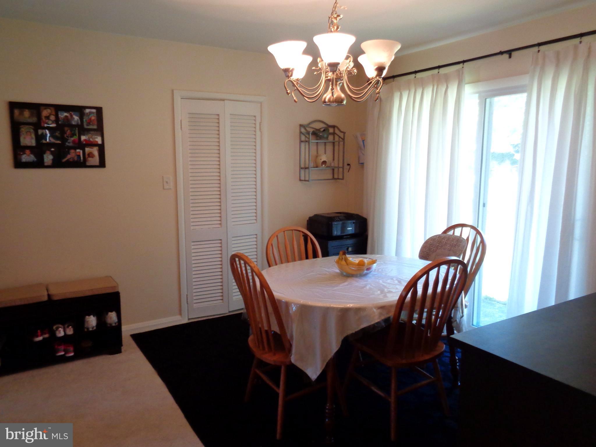 4710 Mawani Road Baltimore, MD 21206 - Photo 4 of 22 Dining Room