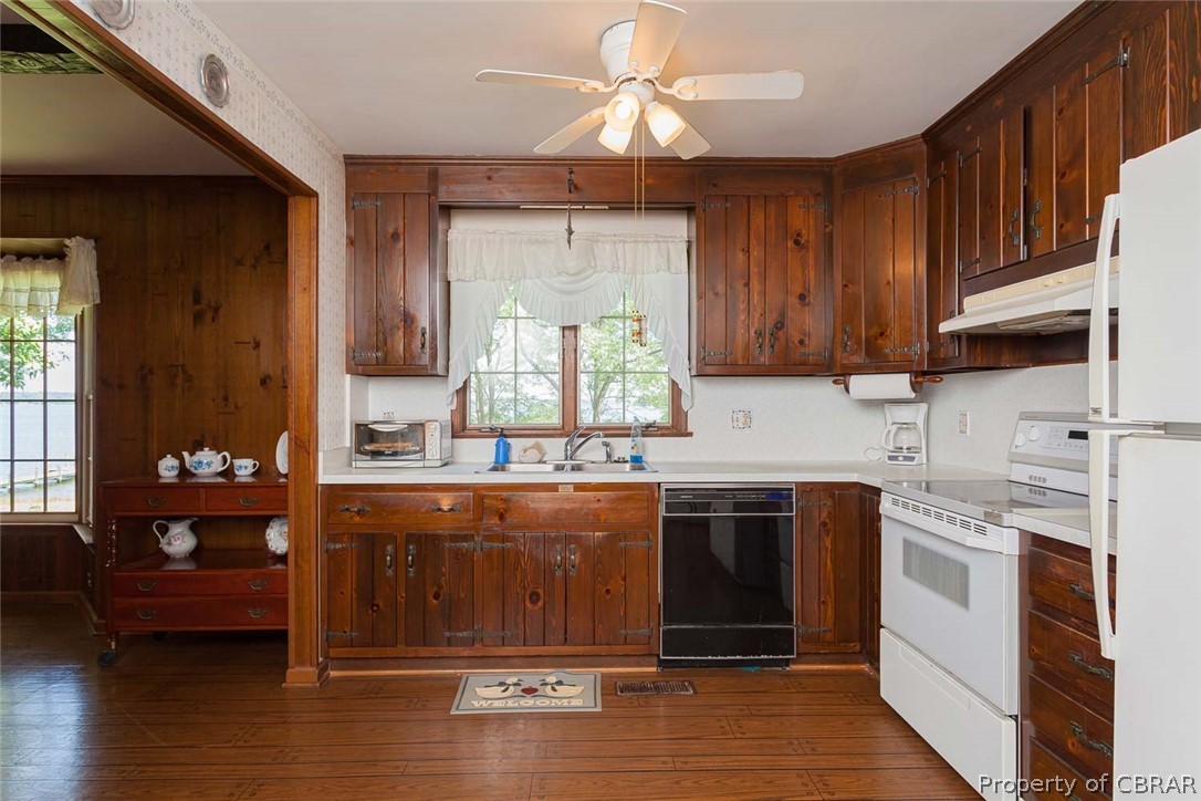 162 Chiltons Point Road Lancaster, VA 22503 - Photo 14 of 36 Kitchen