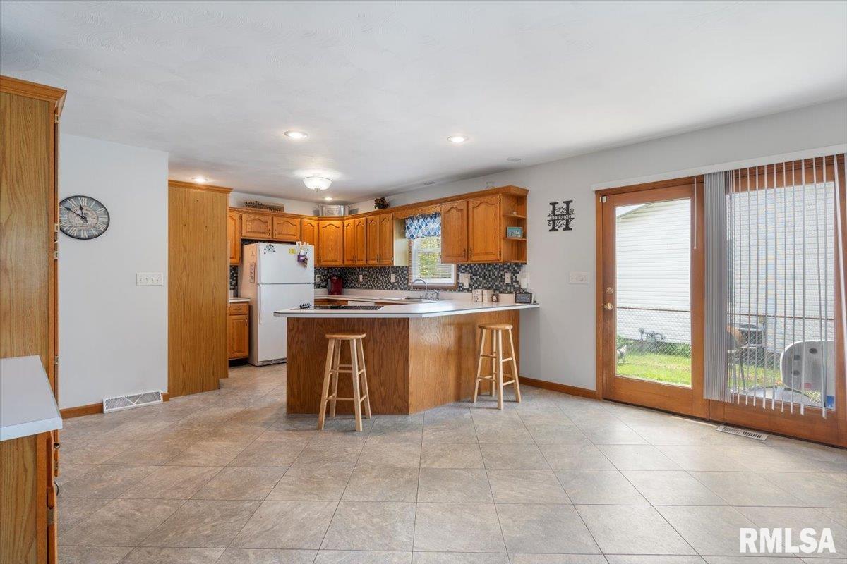2817 Biscayne Drive Springfield, IL 62707 - Photo 11 of 29
