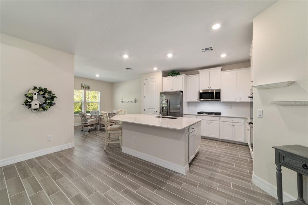 1129 Southeast 42nd Road Ocala, FL 34480 - Photo 11 of 54