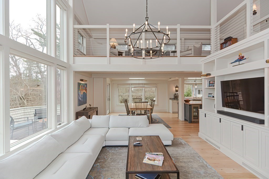 15 Norrock Road Gloucester, MA 01930 - Photo 12 of 35 Gallery Image 12