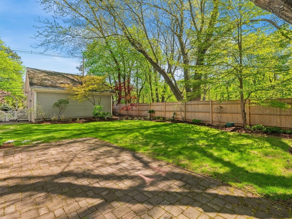 20 Maple Street Lexington, MA 02420 - Photo 35 of 37
